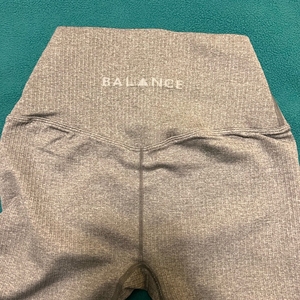 Balance Athletica Linear Pant in Still